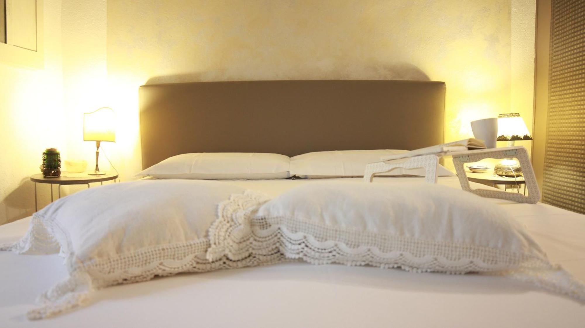 Comecasatua - Il Vicoletto เวโรนา ภายนอก รูปภาพ